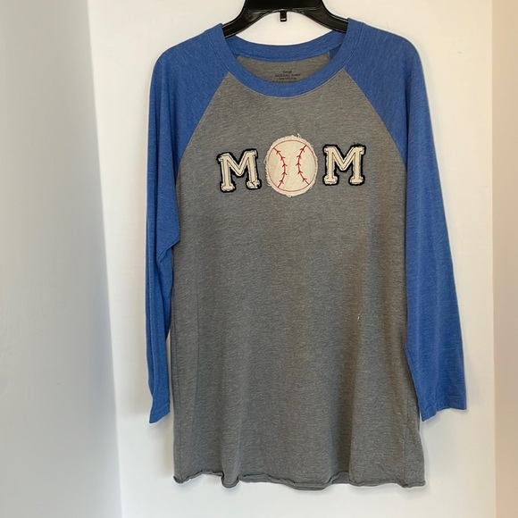 Tops - Baseball Mom baseball style 3/4 length shirt